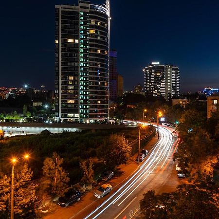 1 Bedroom Apart Near Metro Pecherska Kiev Exterior foto